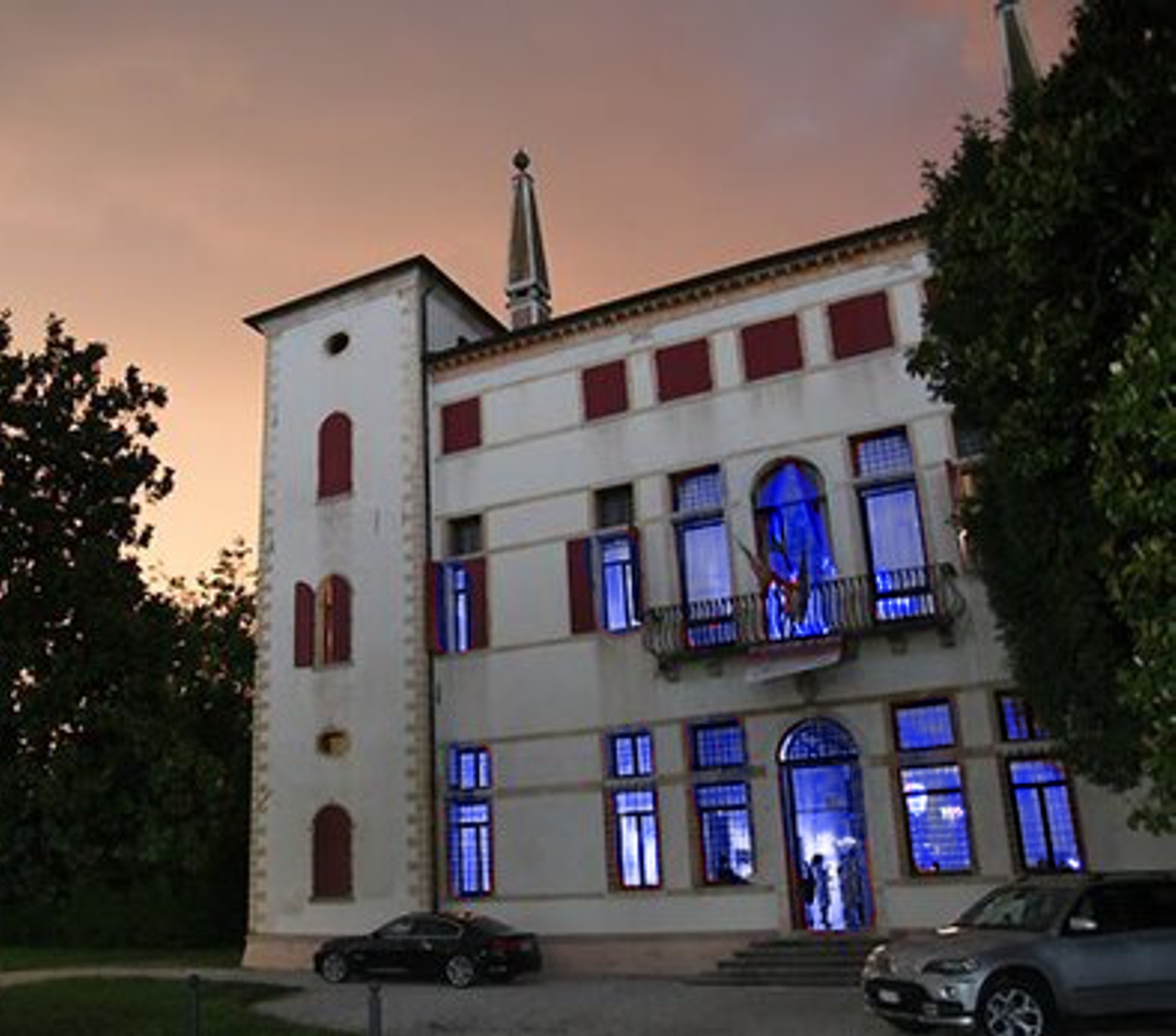 CAERANO SAN MARCO (TV)   VILLA BENZI MUNICIPIO