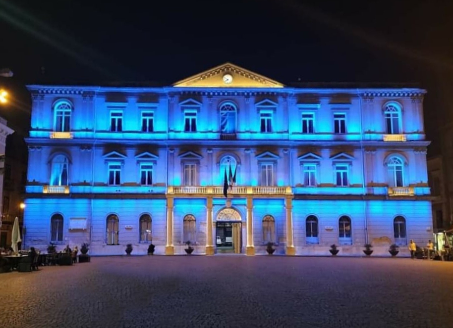 NOLA (NA)    PALAZZO DI CITTA